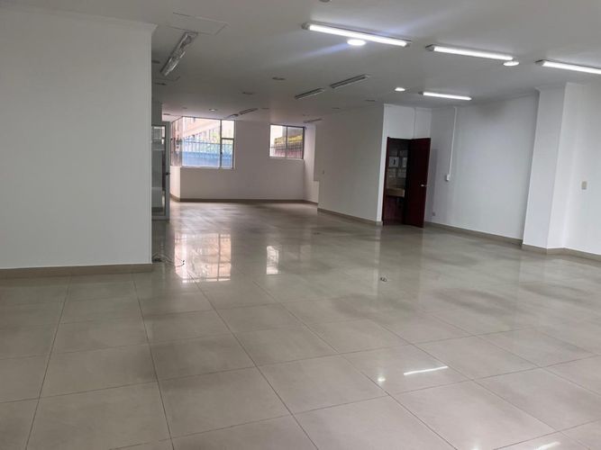 Edificio en Arriendo en Estoril, Bogotá - Miniatura 4