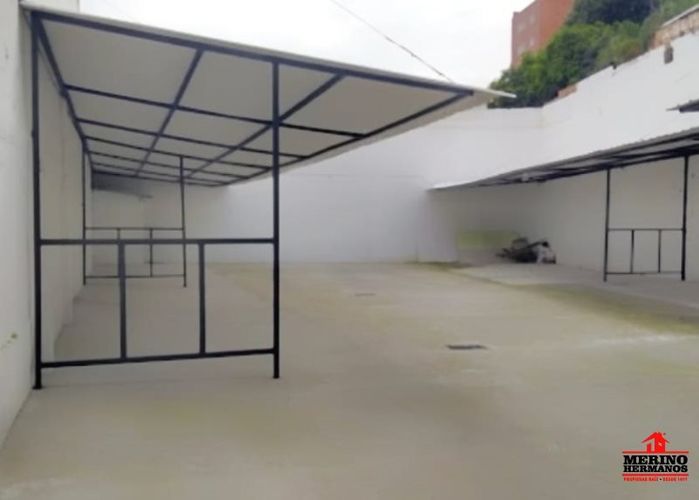 Parqueadero en Arriendo en Estadio, Medellín - Miniatura 5