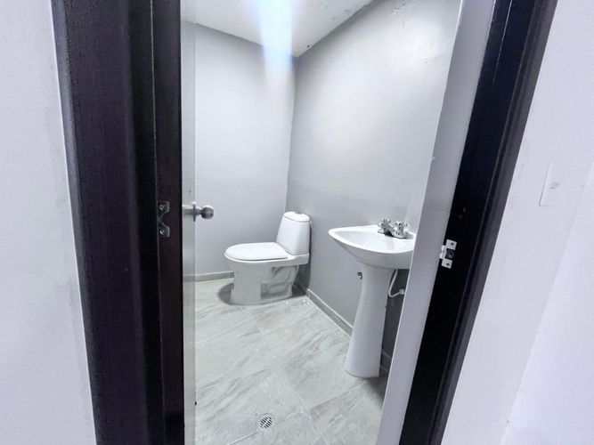 Edificio en Arriendo en Chico norte, Bogotá - Miniatura 6