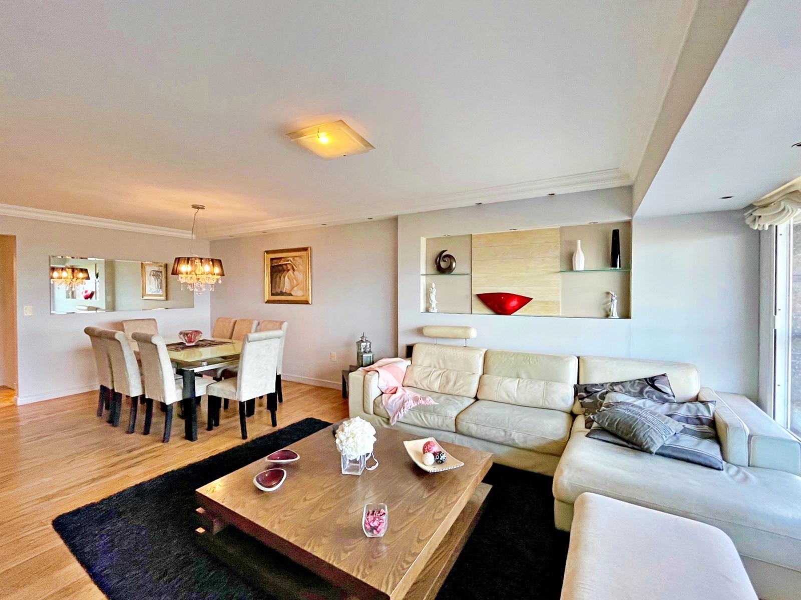 Venta de apartamento 3 dormitorios y servicio en Punta Carretas con renta - Widok 2