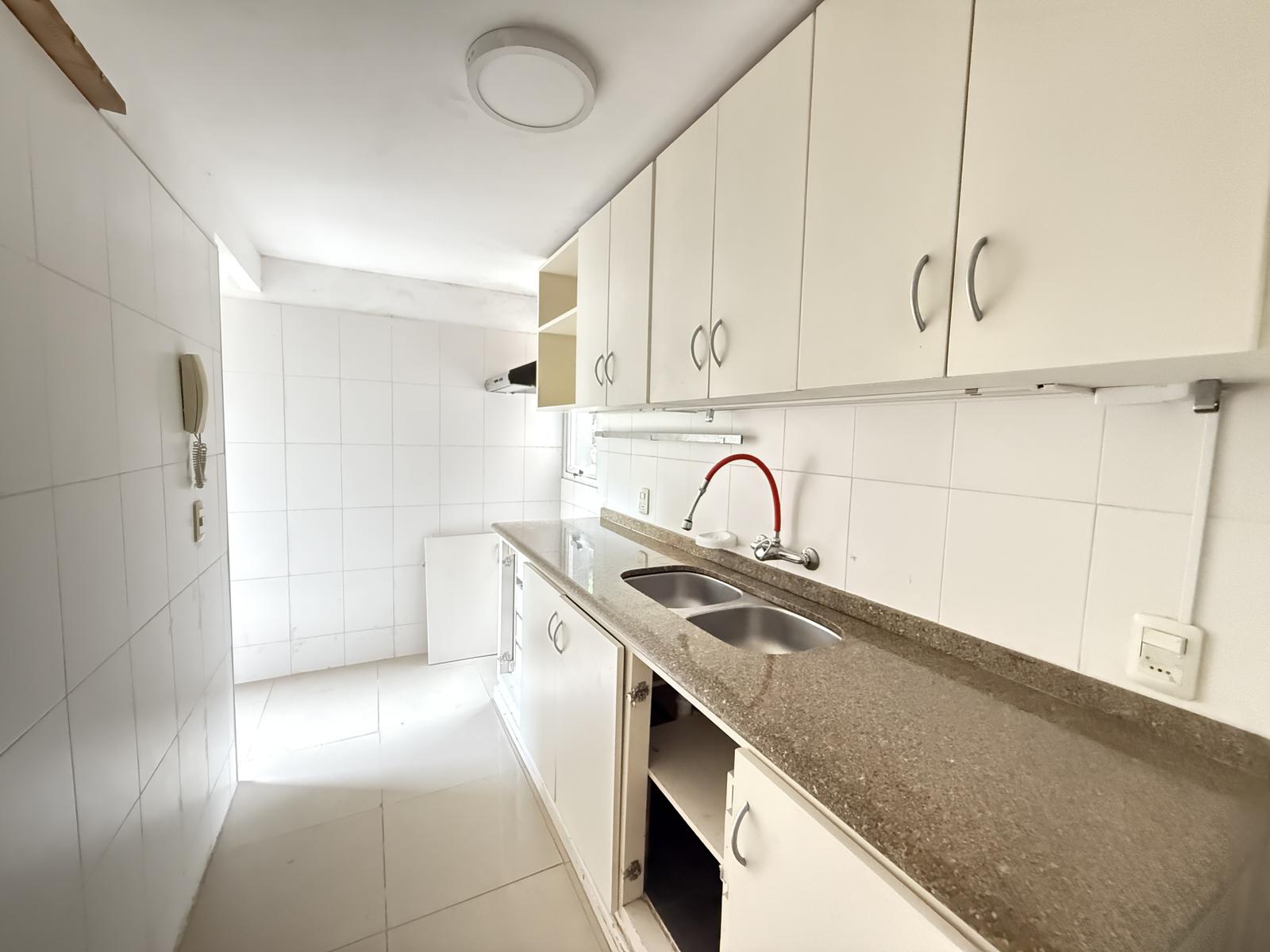 Apartamento planta baja con terraza en Aidy Grill - Widok 6