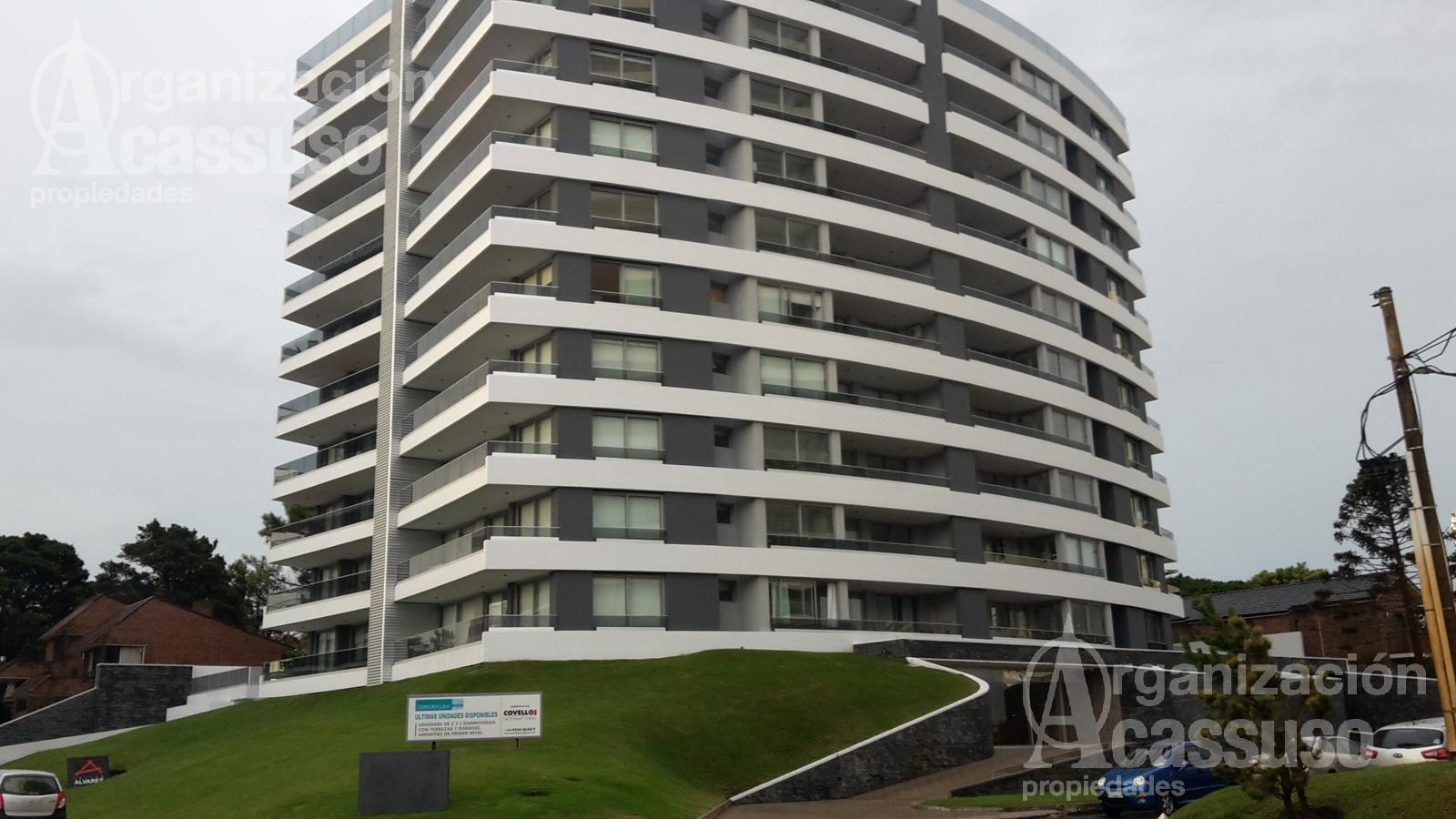 Punta del Este - Departamento Venta 2 dormitorios 2 baños dependencia de servicio garage piscina - Aanzicht 5