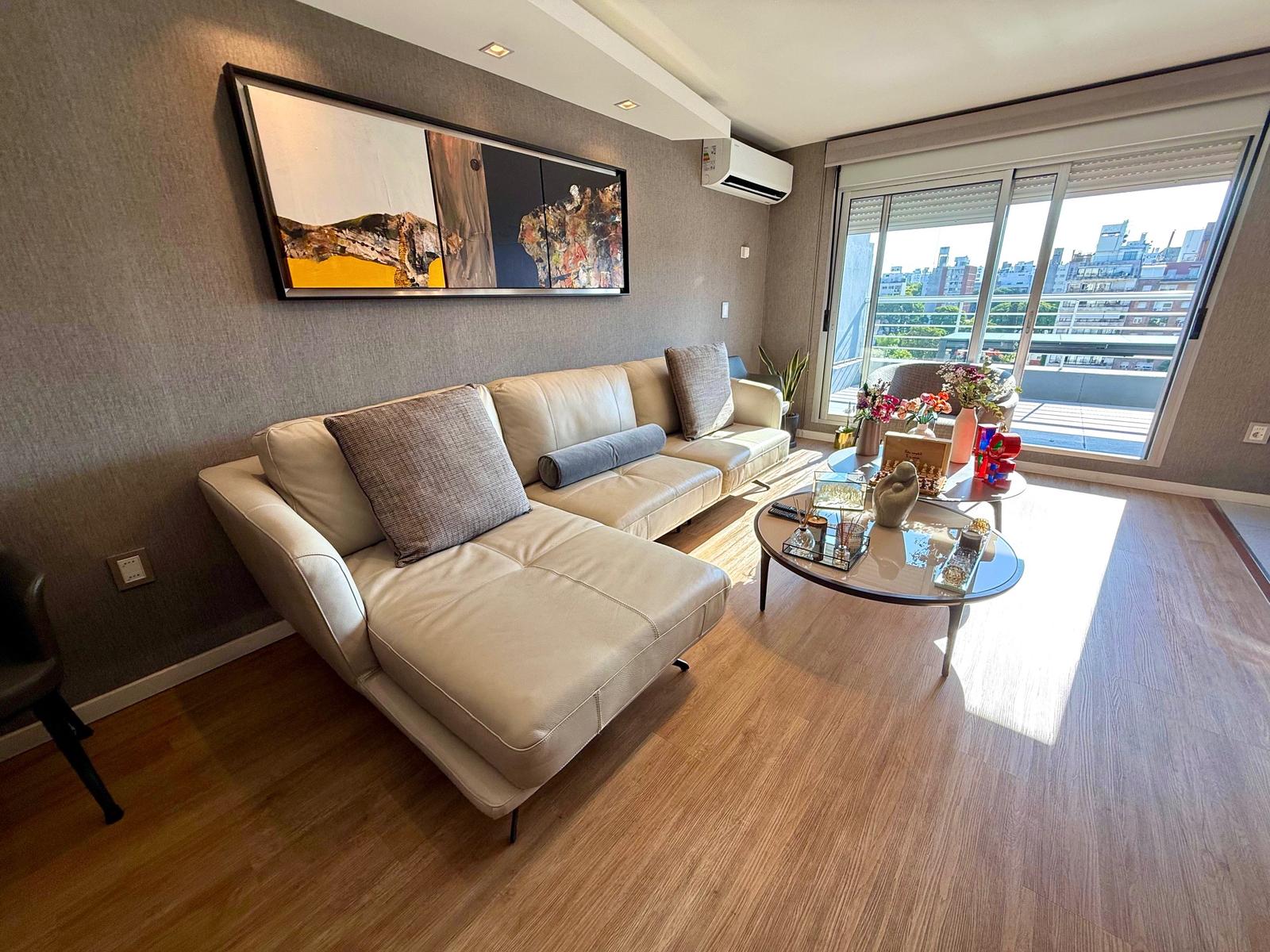VENTA PENTHOUSE POCITOS DOS DORMITORIOS TERRAZA GARAGE X2 - Bild 2