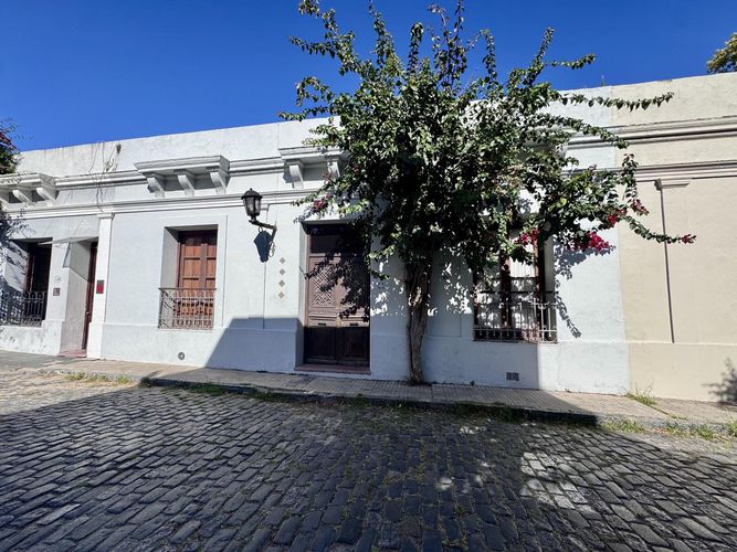 Venta Casa en Barrio Histórico de Colonia - 3 dormitorios, reciclada ...
