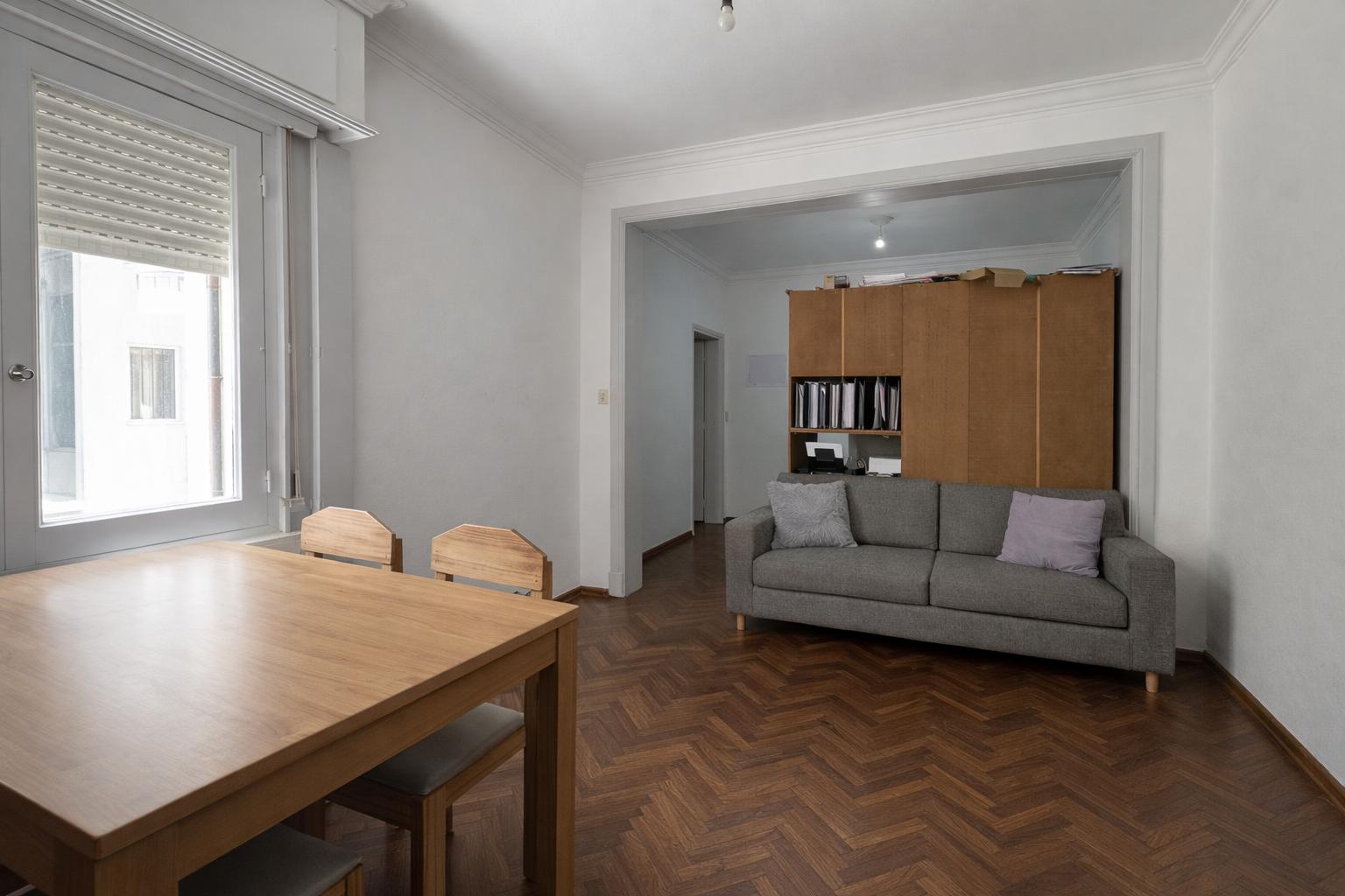 Venta apartamento 3 dormitorios y balcón al frente - Tres Cruces - Ansicht 4