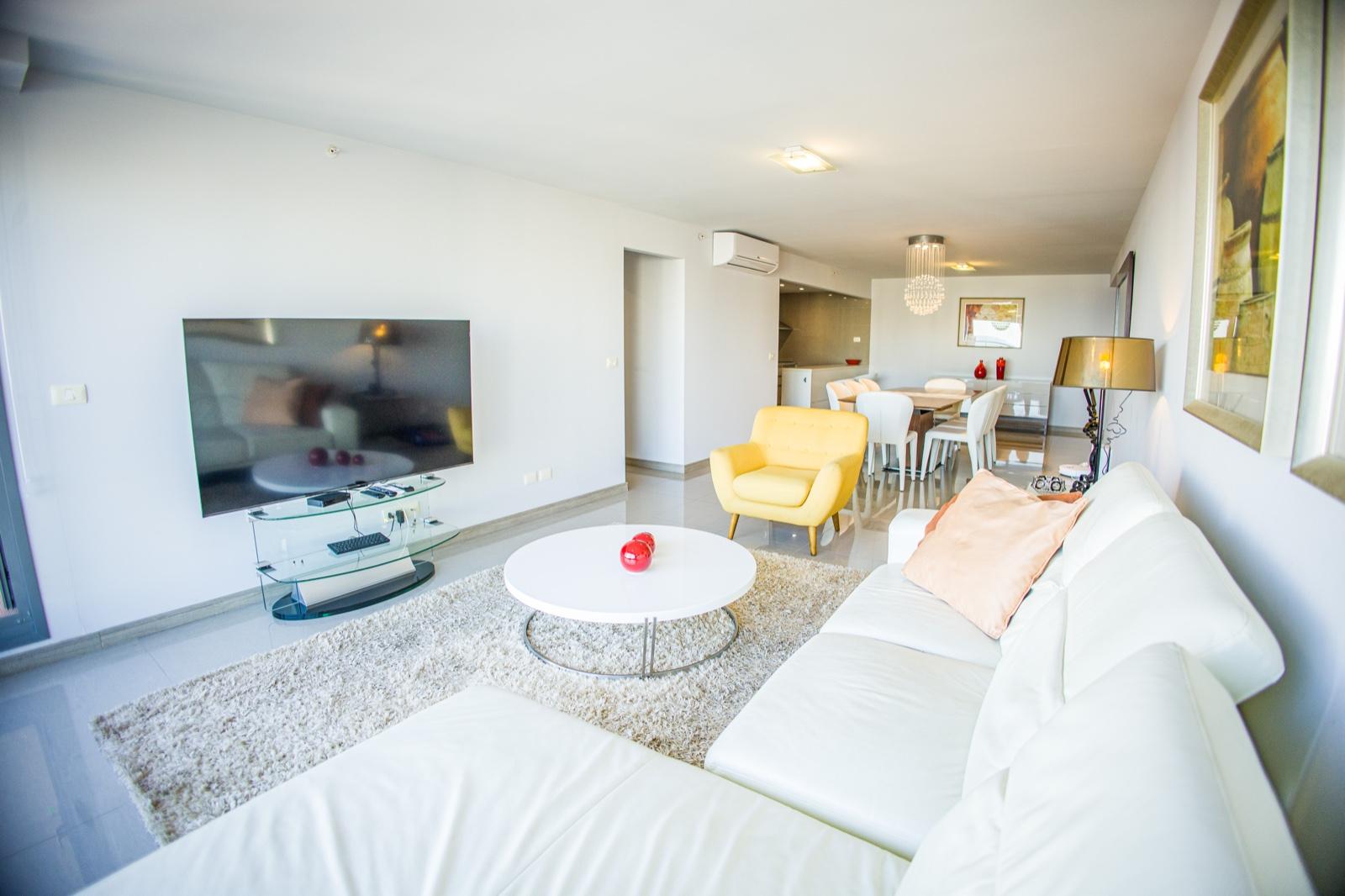Venta de Apartamento en Punta del Este, Playa Brava, Parada 2 - Bild 3