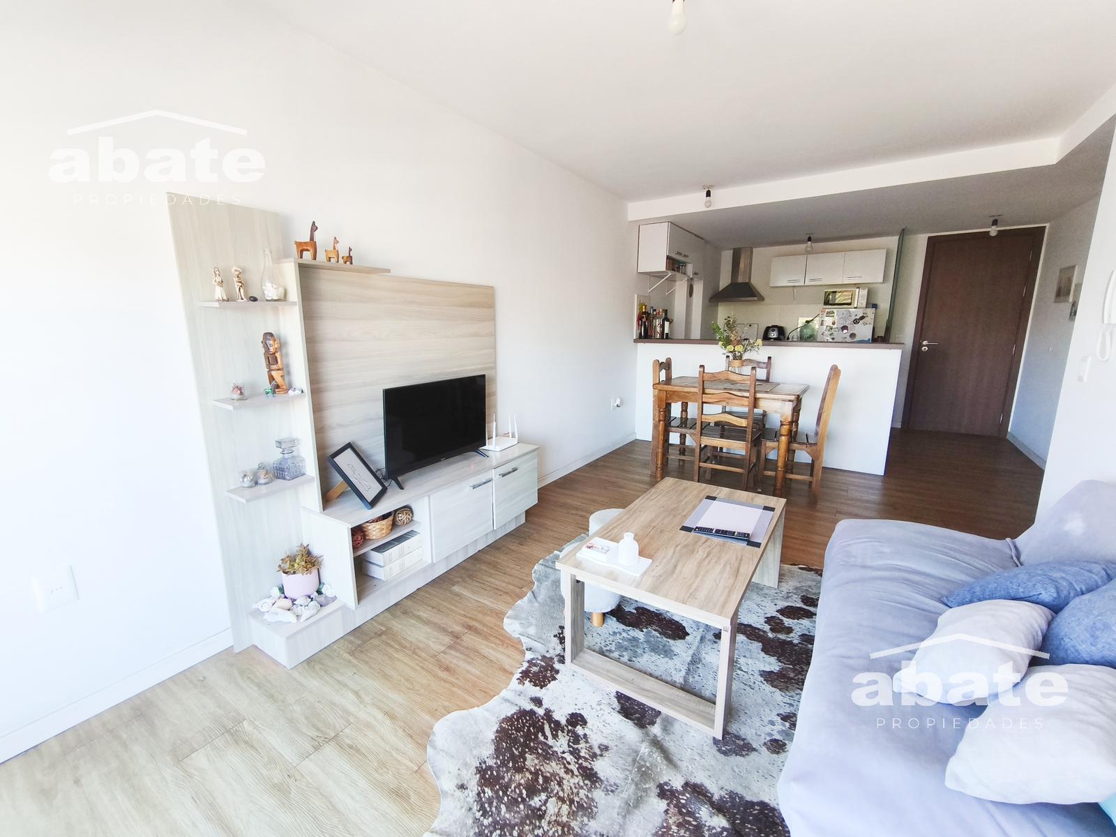 Venta Apartamento 2 dormitorios. Piso 5. Luminoso. - Widok 5