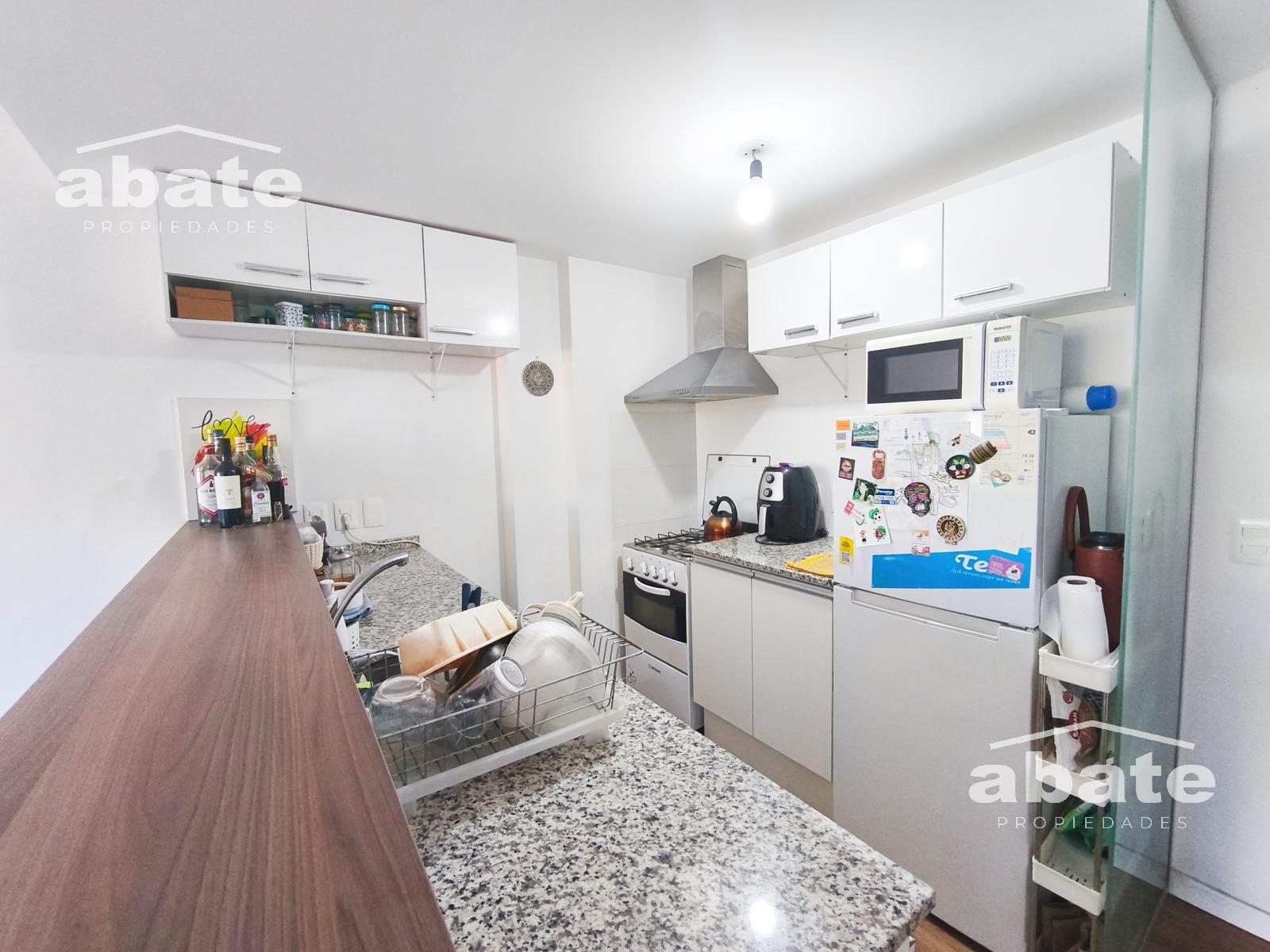 Venta Apartamento 2 dormitorios. Piso 5. Luminoso. - Widok 6