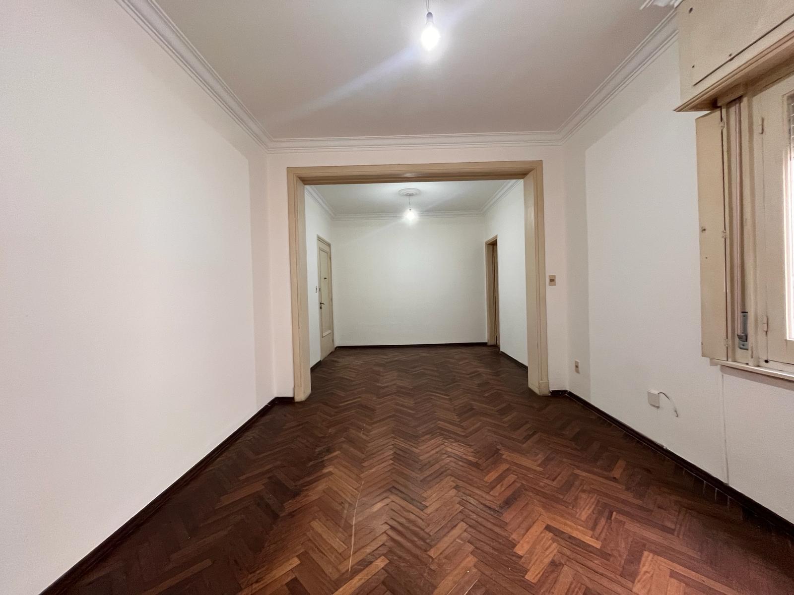 Venta apartamento 3 dormitorios con balcón al frente. Tres Cruces - Ansicht 3