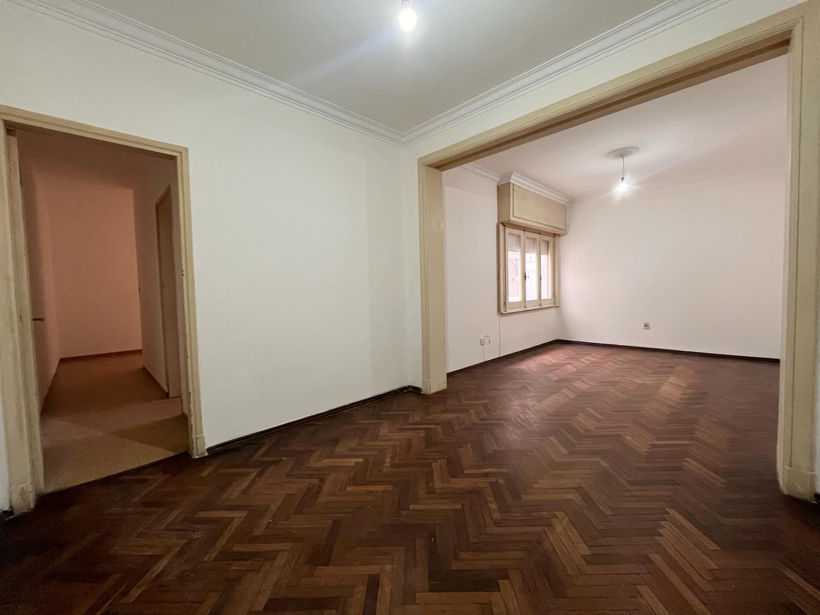 Venta apartamento 3 dormitorios con balcón al frente. Tres Cruces - Ansicht 5
