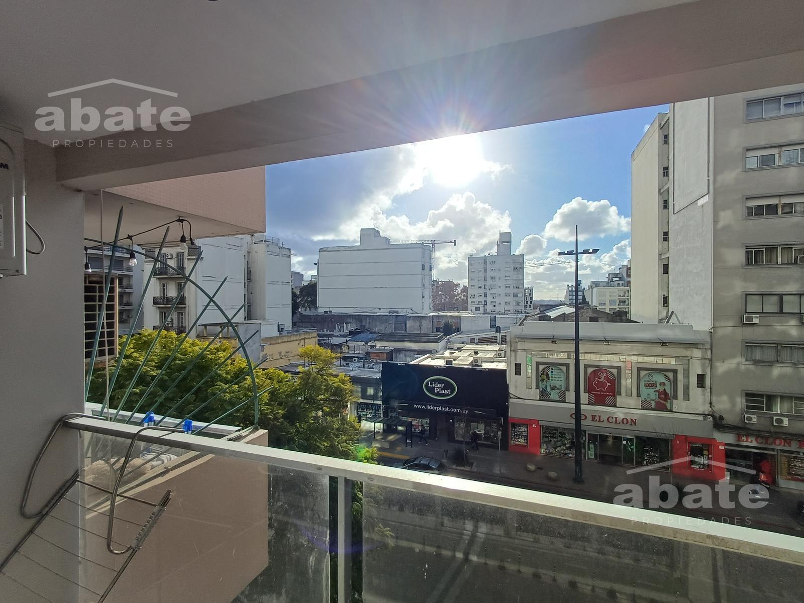 Venta de Apartamento de 2 dormitorios con garage en Cordón, Montevideo - Aanzicht 3
