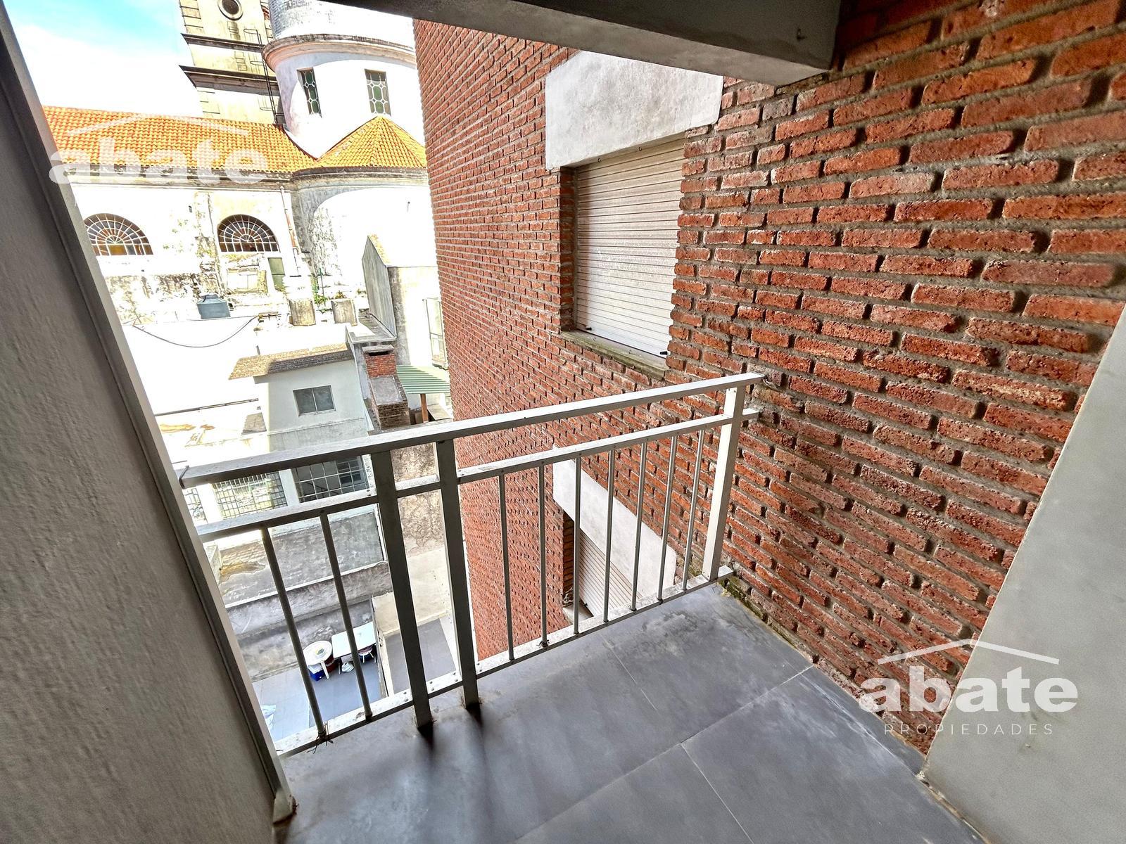 Venta apartamento de 2 dormitorios, Palermo - Więcej