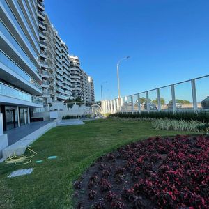 Venta - Apartamento - 3 Dormitorio - Rambla De Malvín