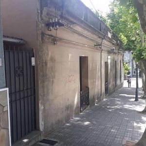 1 - Rivadavia 298