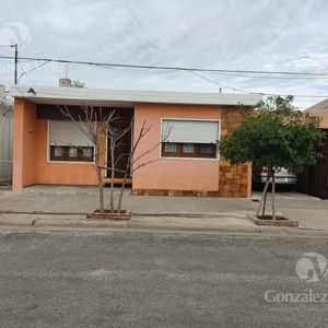 Casa En  Nueva Palmira A Una Cuadra Del Atracadero De Yates  Y Dos Cuadras De La Rambla
