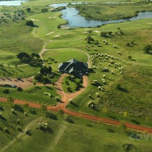 Terreno, Barrio Cerrado, Seguridad, Cancha Golf, Club House
