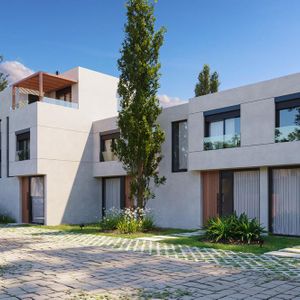 Casa Triplex En Garden Town Carrasco