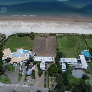 Lote Sobre La Playa En Solanas De 3050 M2