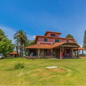 Casa De Campo, Salón De Fiestas Y Pista Hípica En Manga