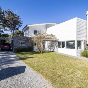 Venta Alquiler Casa 3 Dormitorios Barrio Cerrado Pinar Del Faro, José Ignacio