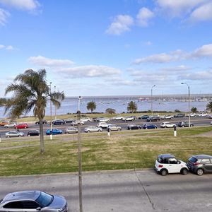 Venta Apartamento 3 Dormitorios Puerto Buceo Vista 2 Garages Amplio