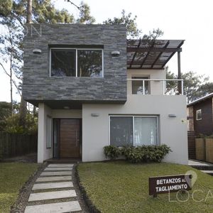 Casa En Venta Y Alquiler - Lho1220995