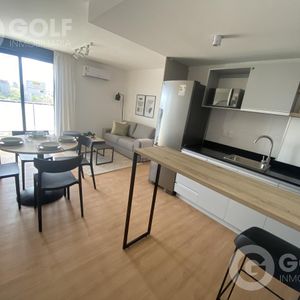 Venta De Apartamento De 1 Dormitorio Con Terraza En  Malvin