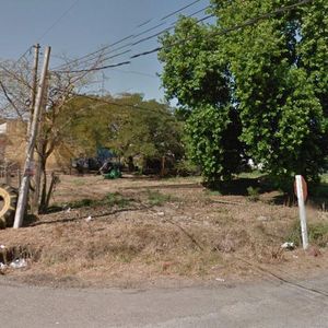 Terreno En  Esquina De Felipe Fontana Y Bravo