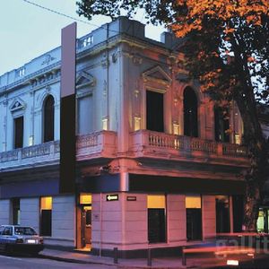 Constituyente Y Gaboto - Importante Esquina - Casona Corporativa En Zona Diseño