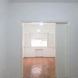 Apartamento Con Renta - Ciudadela Y Mercedes - Ciudad Vieja