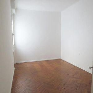 Apartamento Con Renta - Ciudadela Y Mercedes - Ciudad Vieja