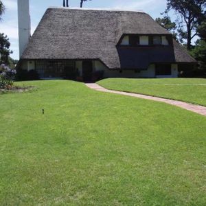 Casa - Punta Del Este. 4 Dormitorios