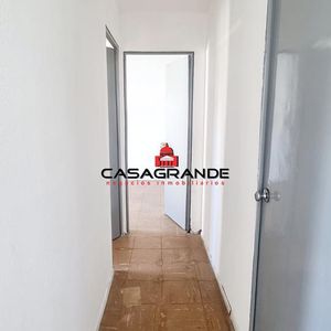 Oportunidad Para Vivienda O Inversión!!! Piso 2 Por Escalera, Muy Luminoso