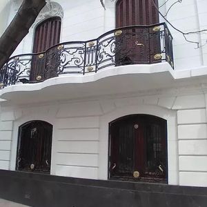 Alquiler/venta, Casa, Tres Cruces, 9 Dormitorios, 485 M2, Lho5981291