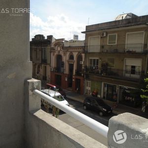 Lindo, Al Frente, Buen Punto C/servicios, G.C: $ 4600