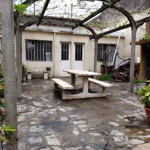 Casa Amplia, Dos Patios, Azotea, Parrillero, Con Renta