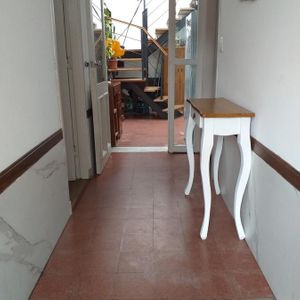 Casa - La Comercial - Linda, Al Frente, Azotea Exclusiva!!