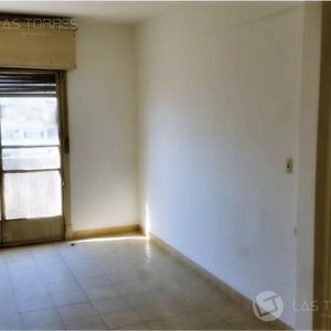 Apartamento - Centro Contrafrente,   Dorm De Servicio, Gc:1500