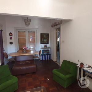 Casa En Padrón único. 3 Dorm, Baño, Barbacoa Y Altillo. Espacio De Cocheras.
