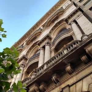 Edificio Comercial - Ciudad Vieja