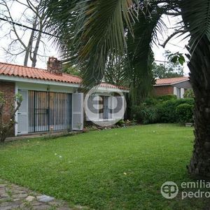 Alquiler Casa 3 Dormitorios Más Dependencia Punta Del Este
