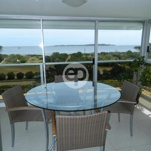 Venta Apartamento 3 Dormitorios Mansa