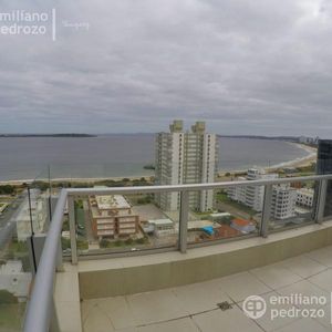 Departamento - Playa Mansa