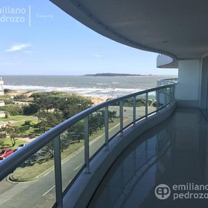Departamento - Playa Mansa
