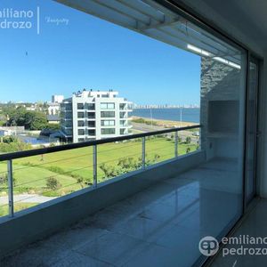 Departamento - Playa Mansa