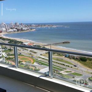 Venta Apartamento 2 Suites En Punta Del Este