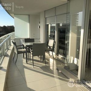 Venta Apartamento 2 Dormitorios Más Dependencia Punta Del Este