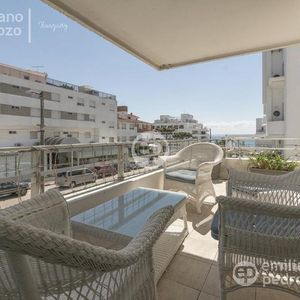 Apartamento En Península Con 4 Dormitorios, Parrillero Propio