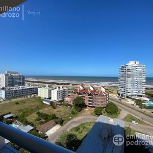 Venta Departamento 4 Dormitorios  Playa Brava Punta Del Este Vista Al Mar