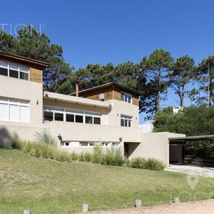 Venta Y Alquiler Casa 5  Dormitorios Barrio Cerrado Pinar Del Faro, José Ignacio
